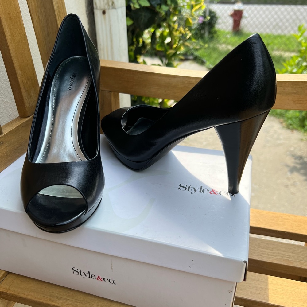 Womens Shoes